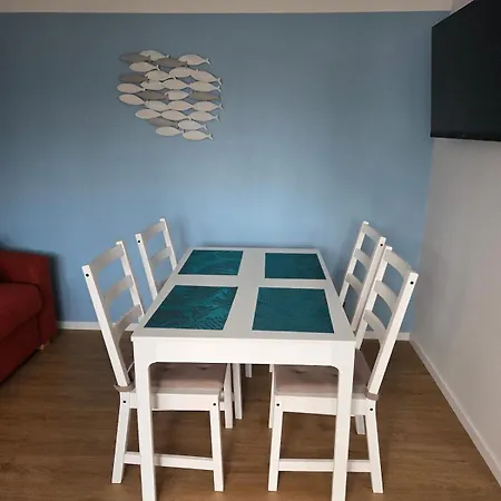 Charmante Maison De Bord De Avec Terrasse *