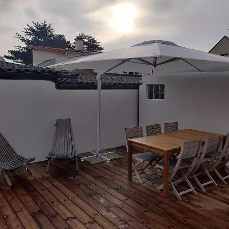 Charmante Maison De Bord De Avec Terrasse Luc-sur-Mer