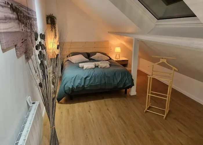 Charmante Maison De Bord De Avec Terrasse Vakantiehuis