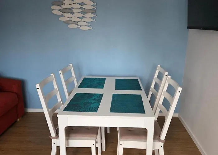 Charmante Maison De Bord De Avec Terrasse *